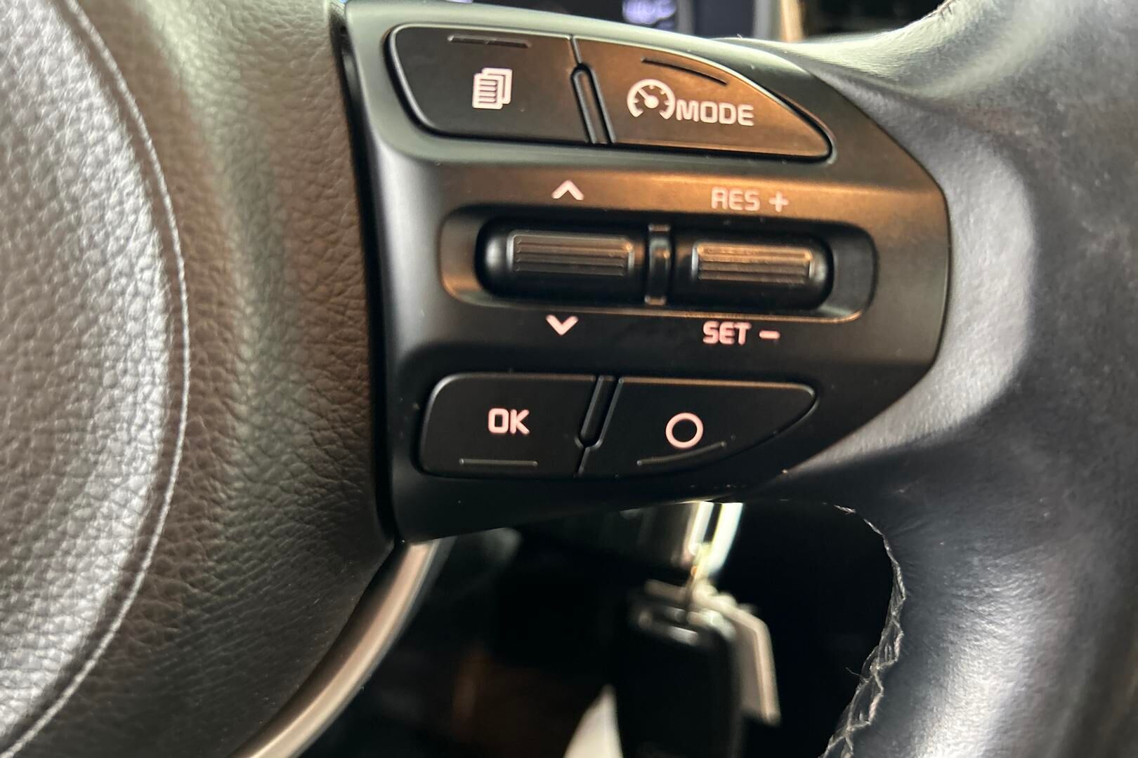 Kia Rio iso kuva 22