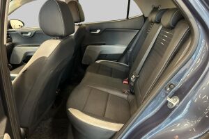 Kia Stonic esikatselu 10