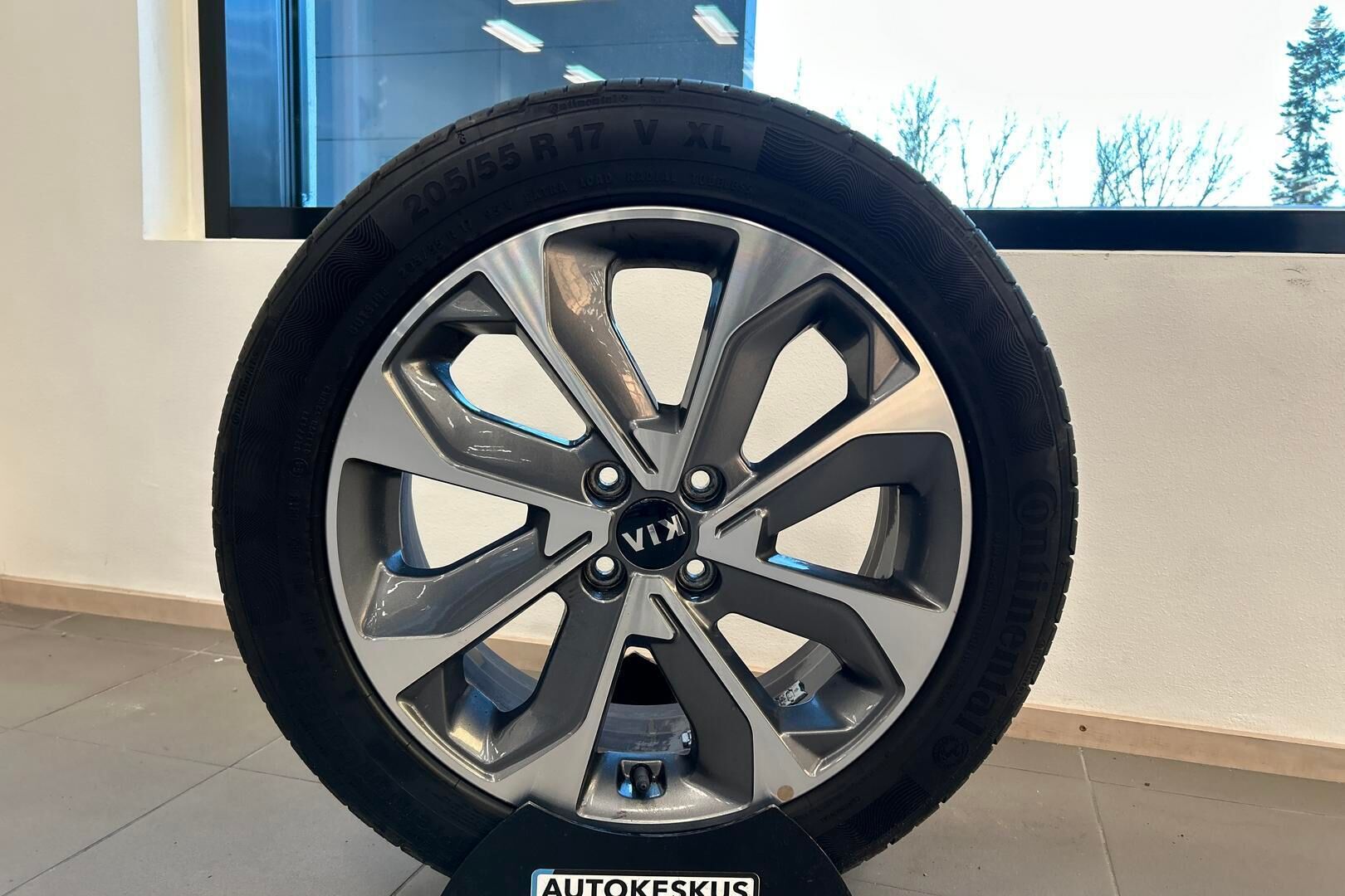 Kia Stonic iso kuva 12