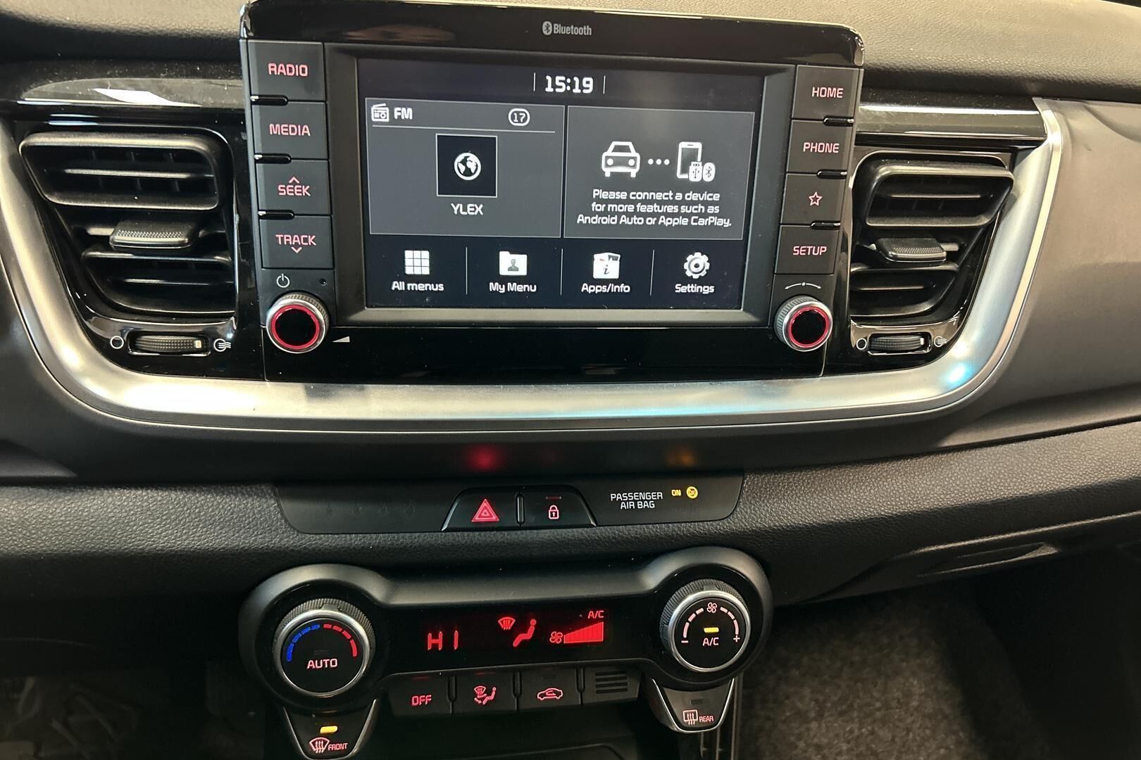 Kia Stonic iso kuva 17