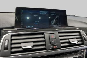 BMW 3-SARJA esikatselu 15