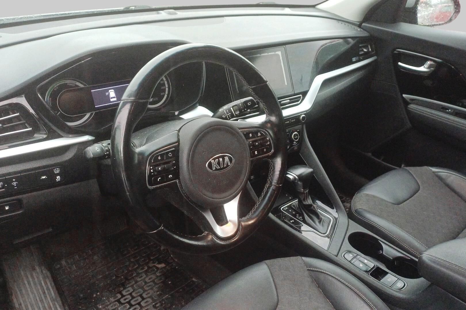 Kia Niro iso kuva 3