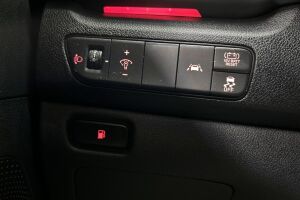 Kia Niro esikatselu 20