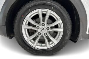 Kia Niro esikatselu 32