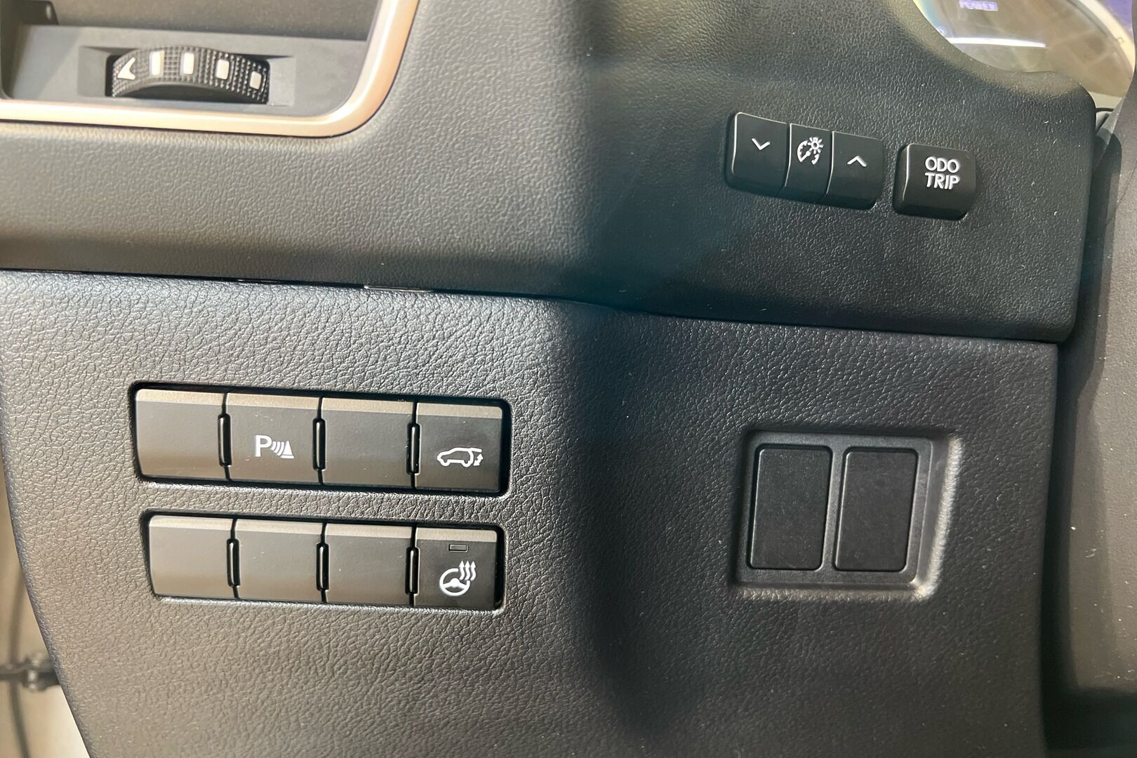 Lexus NX iso kuva 31