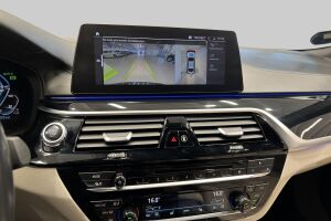 BMW 5-SARJA esikatselu 16