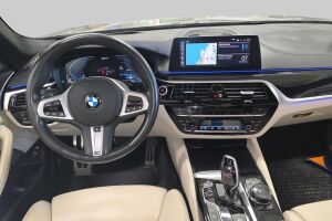 BMW 5-SARJA esikatselu 2