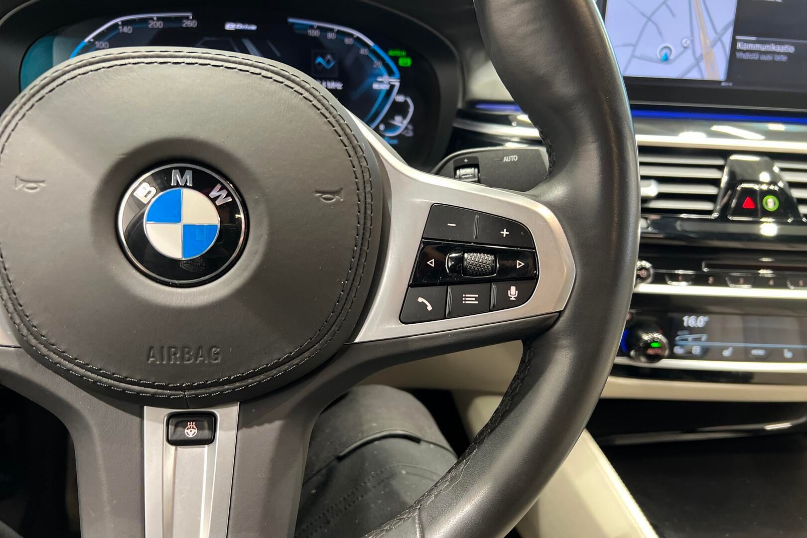 BMW 5-SARJA iso kuva 27