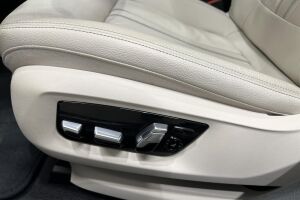 BMW 5-SARJA esikatselu 32