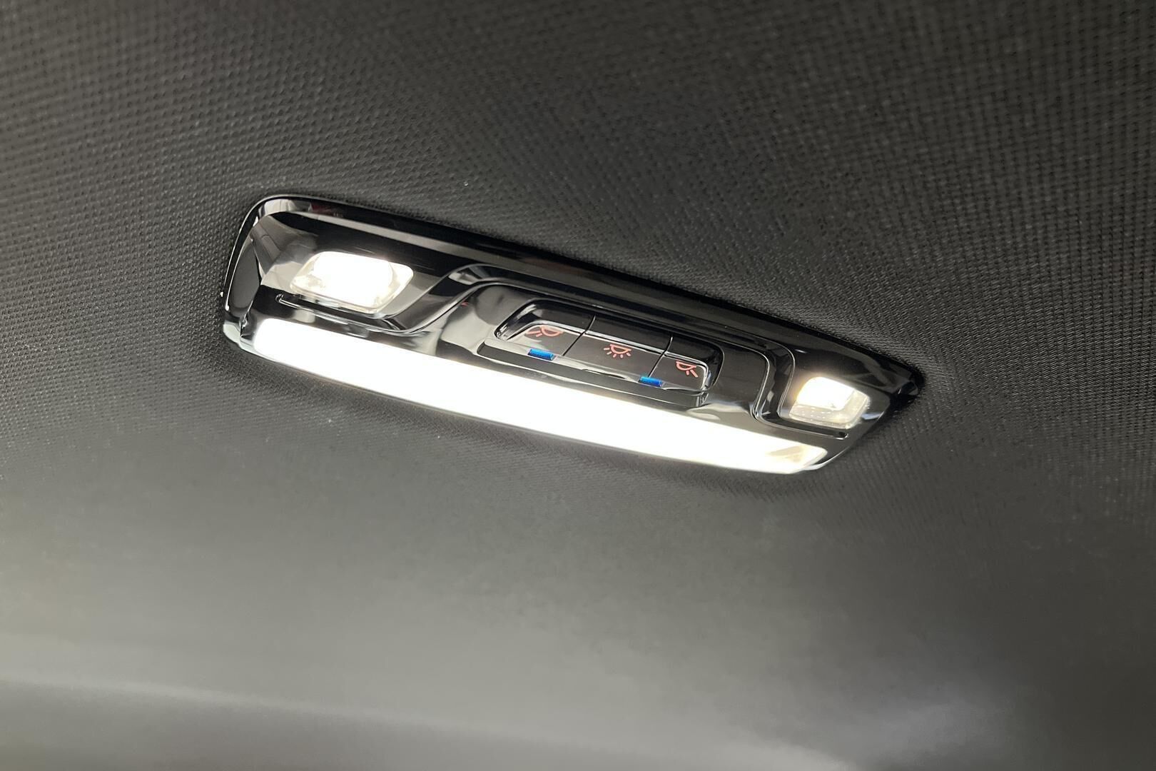 BMW 5-SARJA iso kuva 34