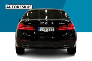 BMW 5-SARJA esikatselu 6