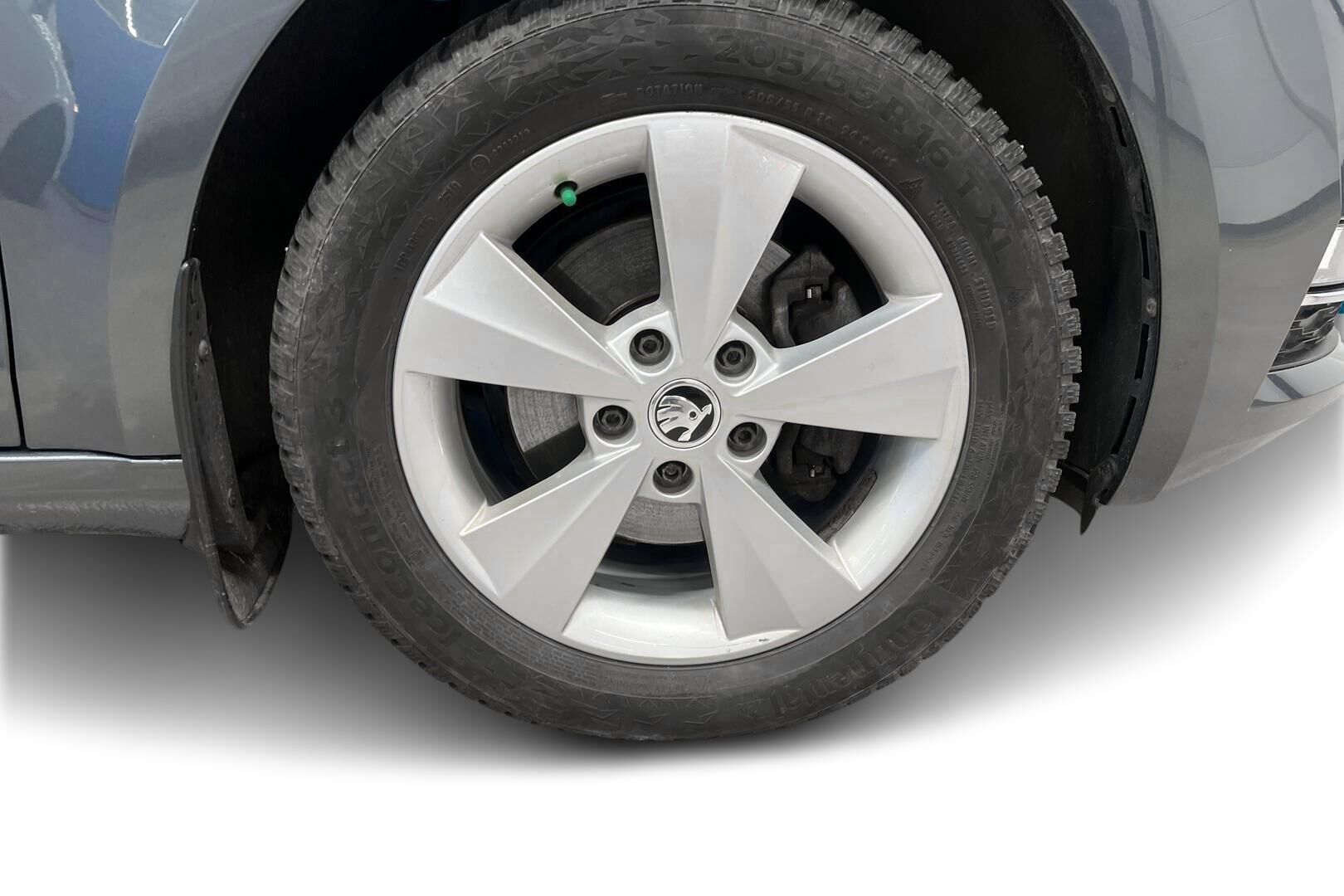 Skoda Octavia iso kuva 12