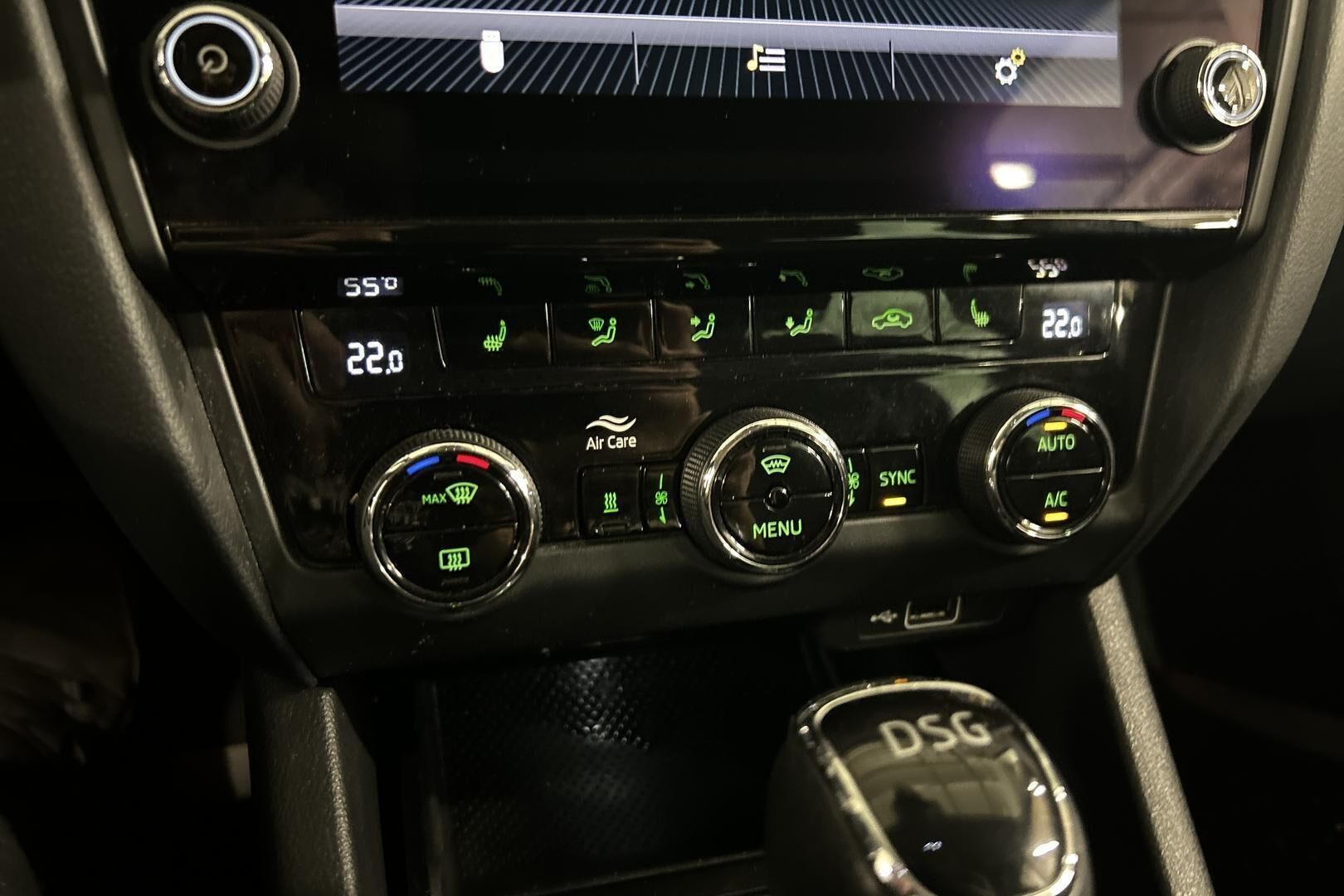 Skoda Octavia iso kuva 18