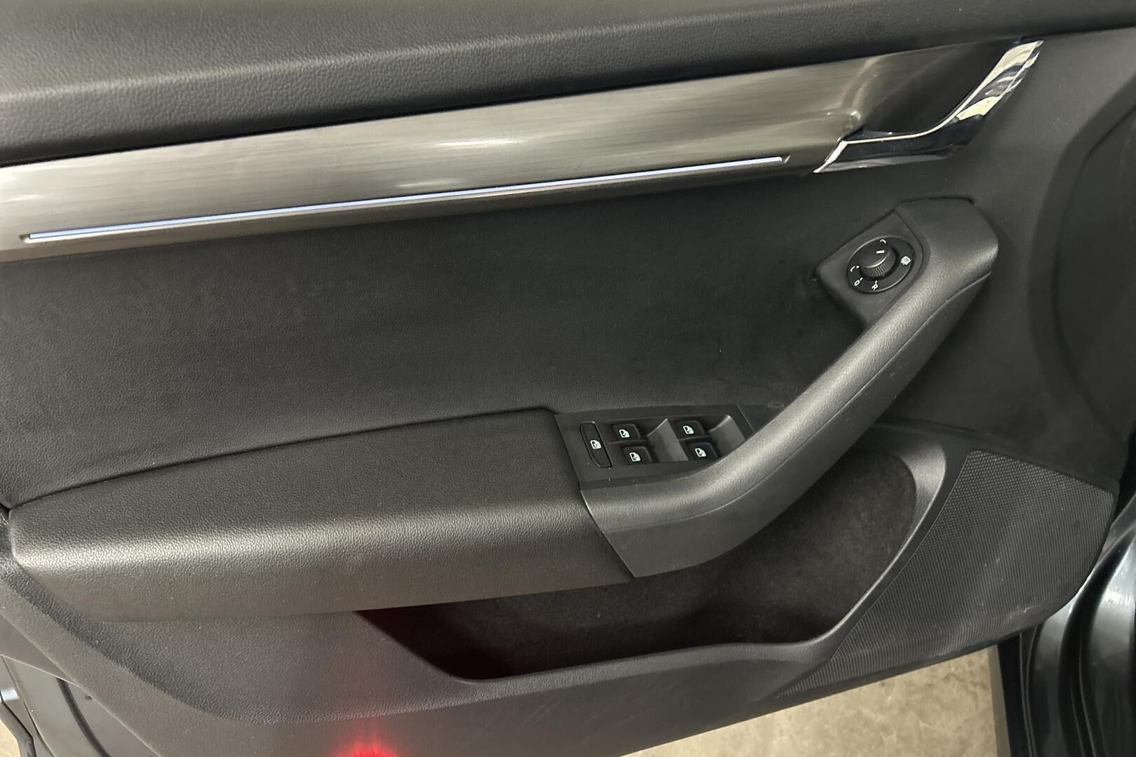 Skoda Octavia iso kuva 22