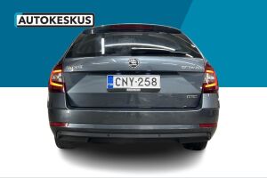 Skoda Octavia esikatselu 6