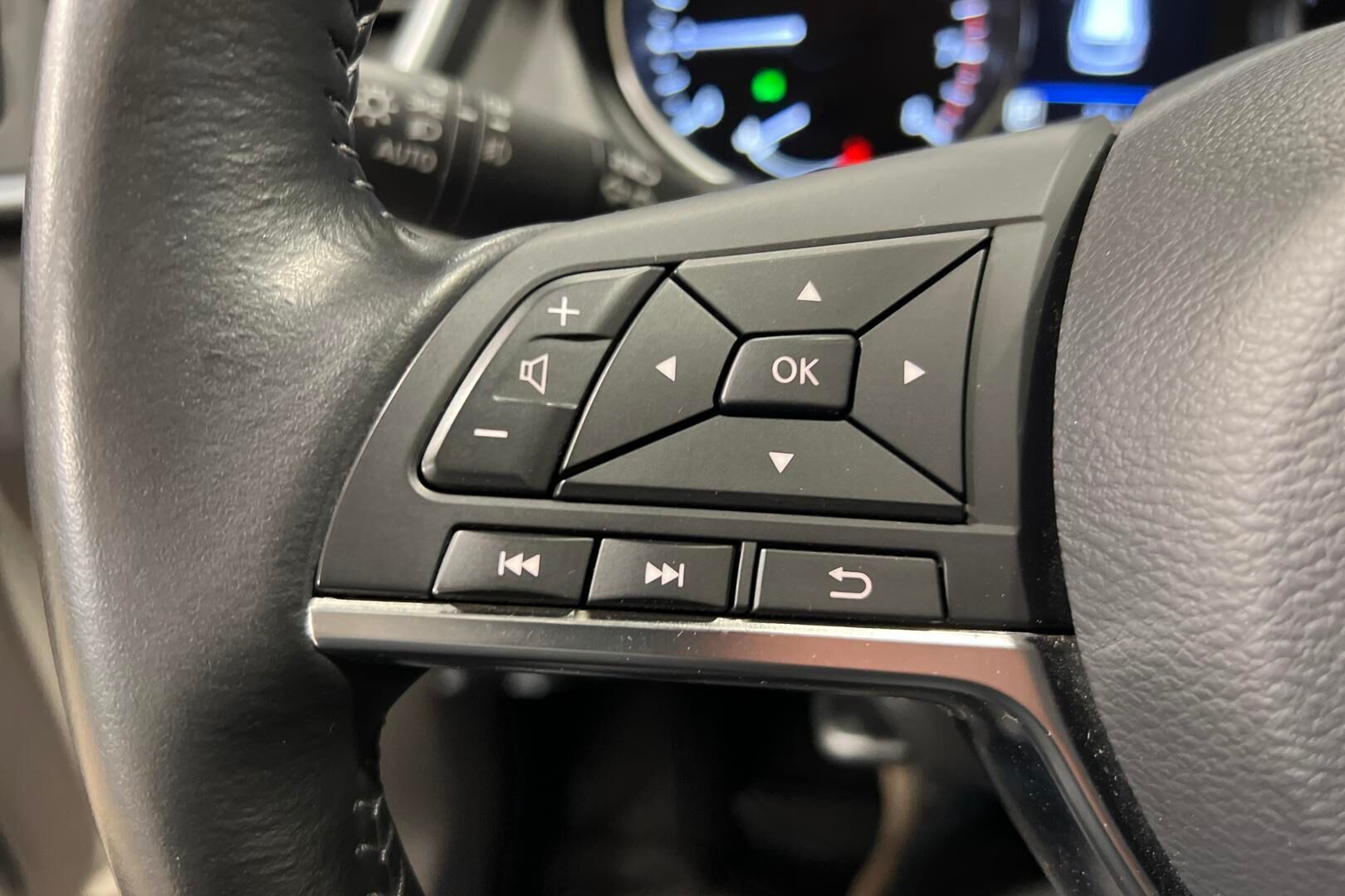 Nissan Qashqai iso kuva 12