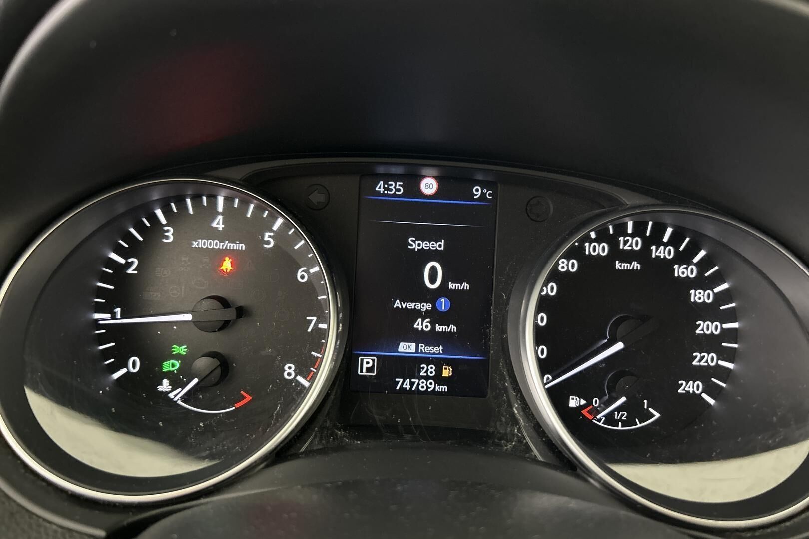 Nissan Qashqai iso kuva 14