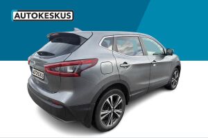 Nissan Qashqai esikatselu 4