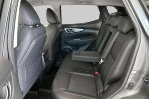 Nissan Qashqai esikatselu 10