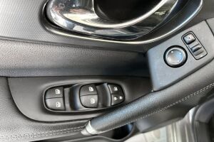 Nissan Qashqai esikatselu 14