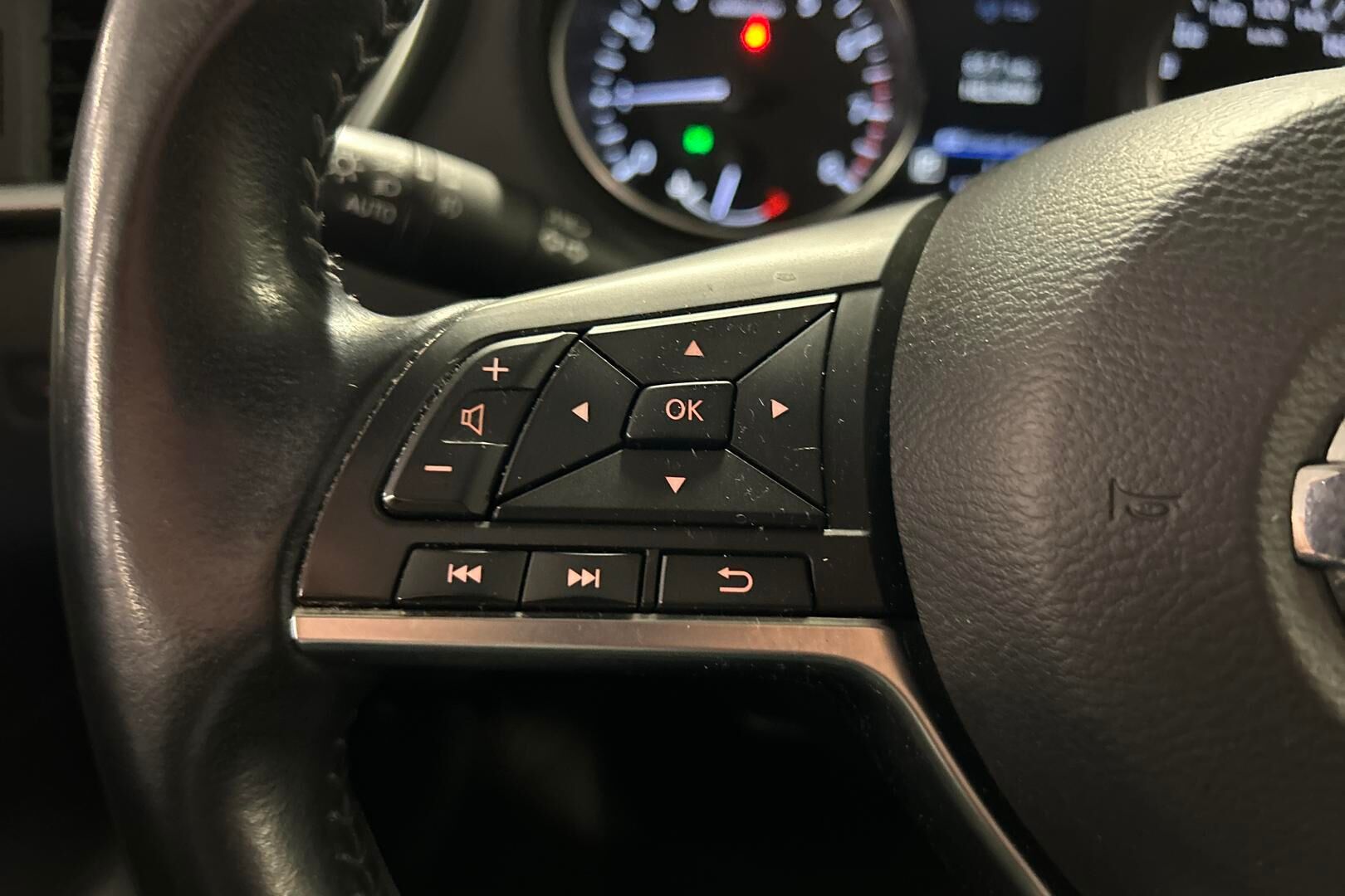 Nissan Qashqai iso kuva 18
