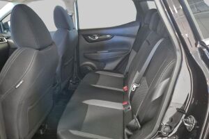 Nissan Qashqai esikatselu 10
