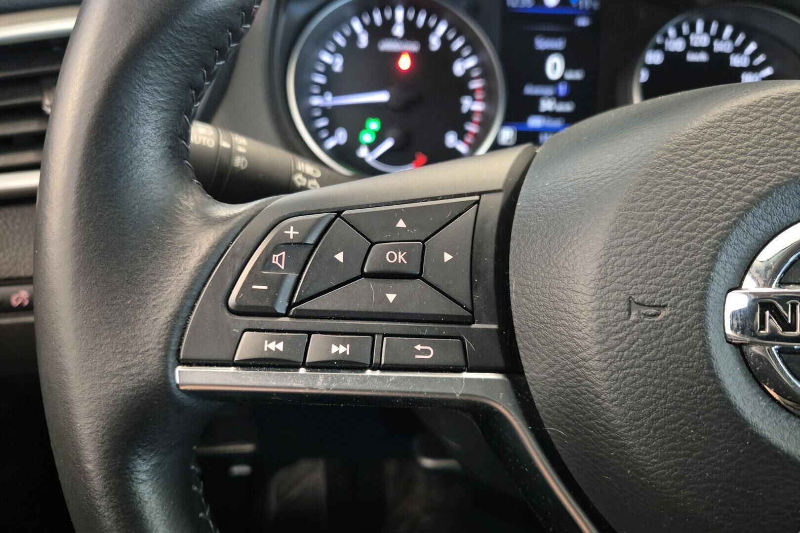 Nissan Qashqai iso kuva 19