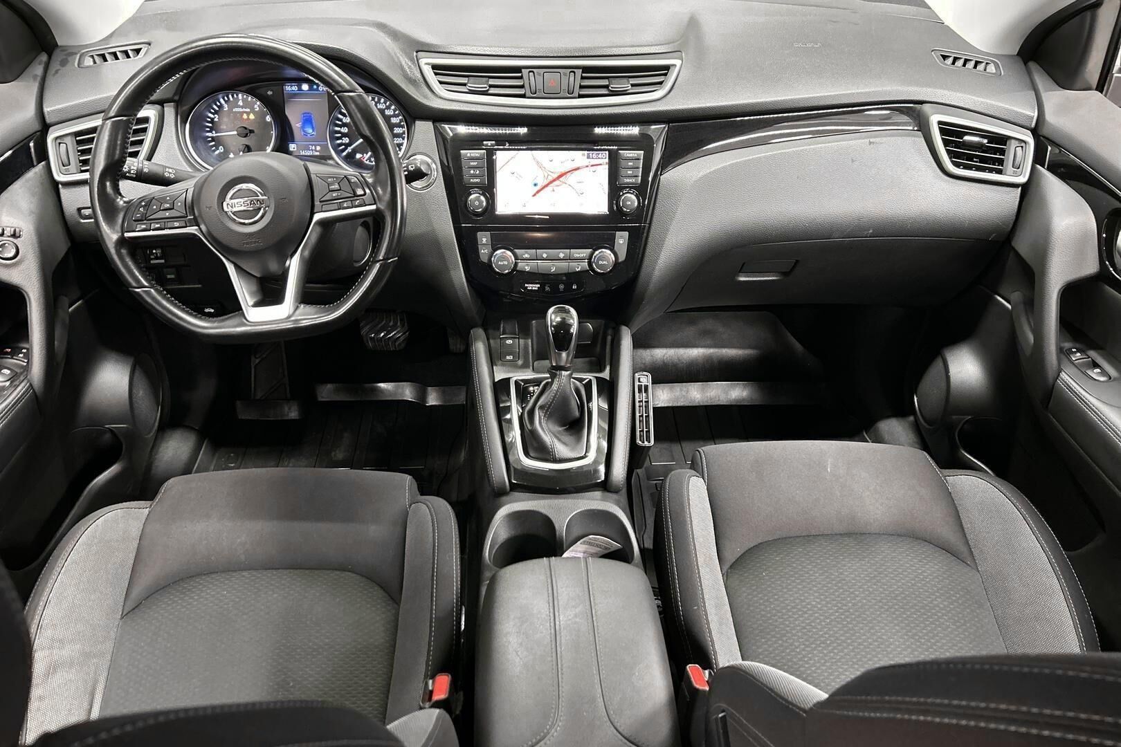 Nissan Qashqai iso kuva 9