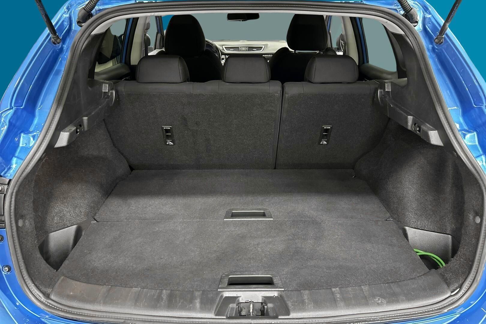 Nissan Qashqai iso kuva 10