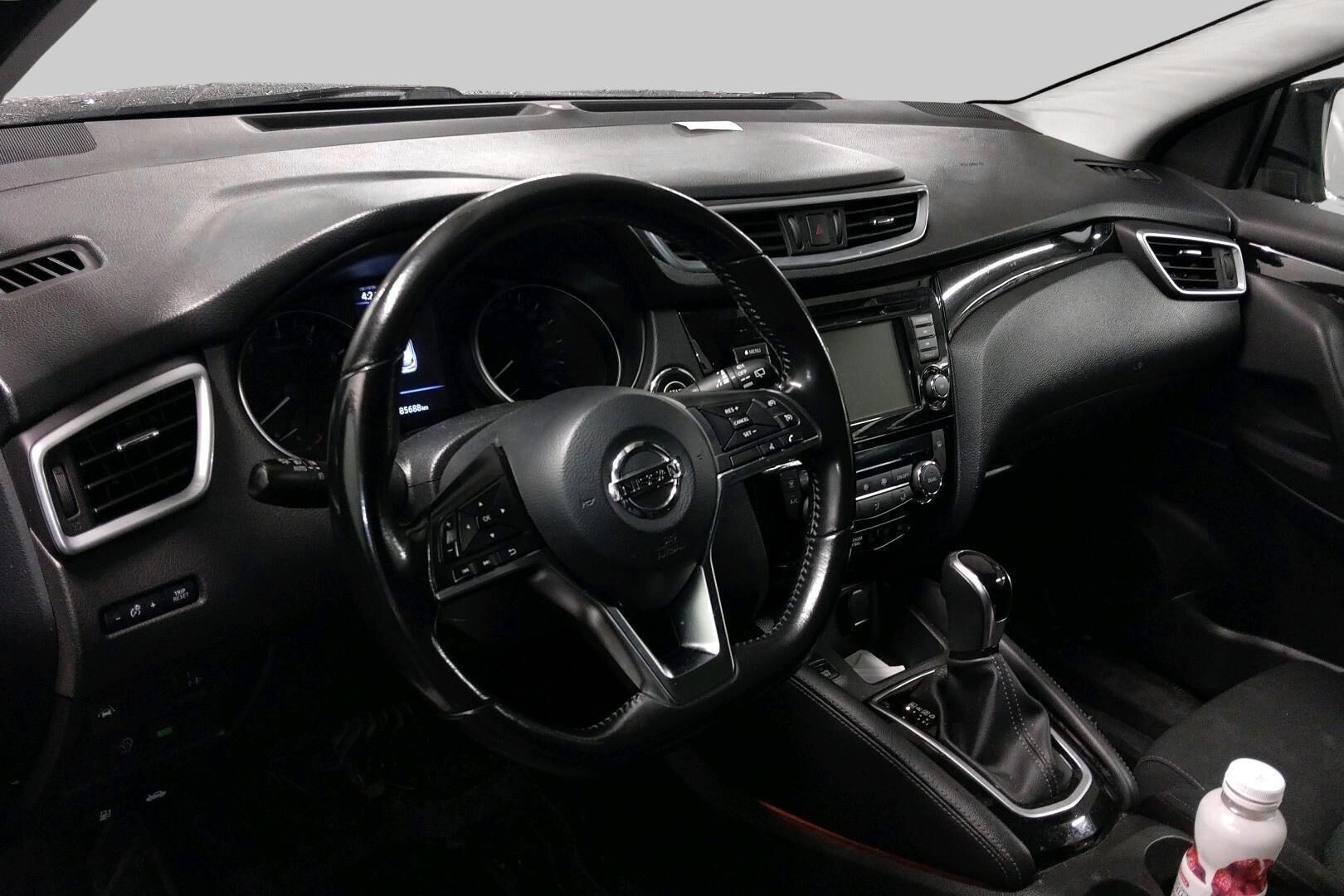 Nissan Qashqai iso kuva 1