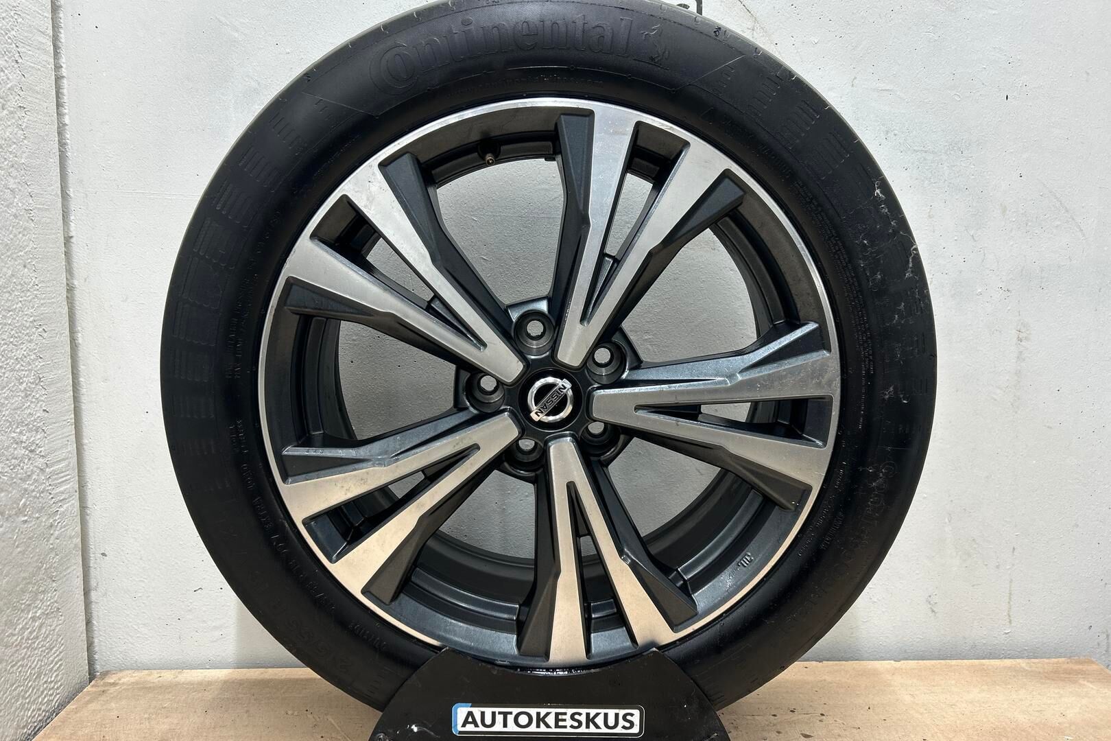 Nissan Qashqai iso kuva 11