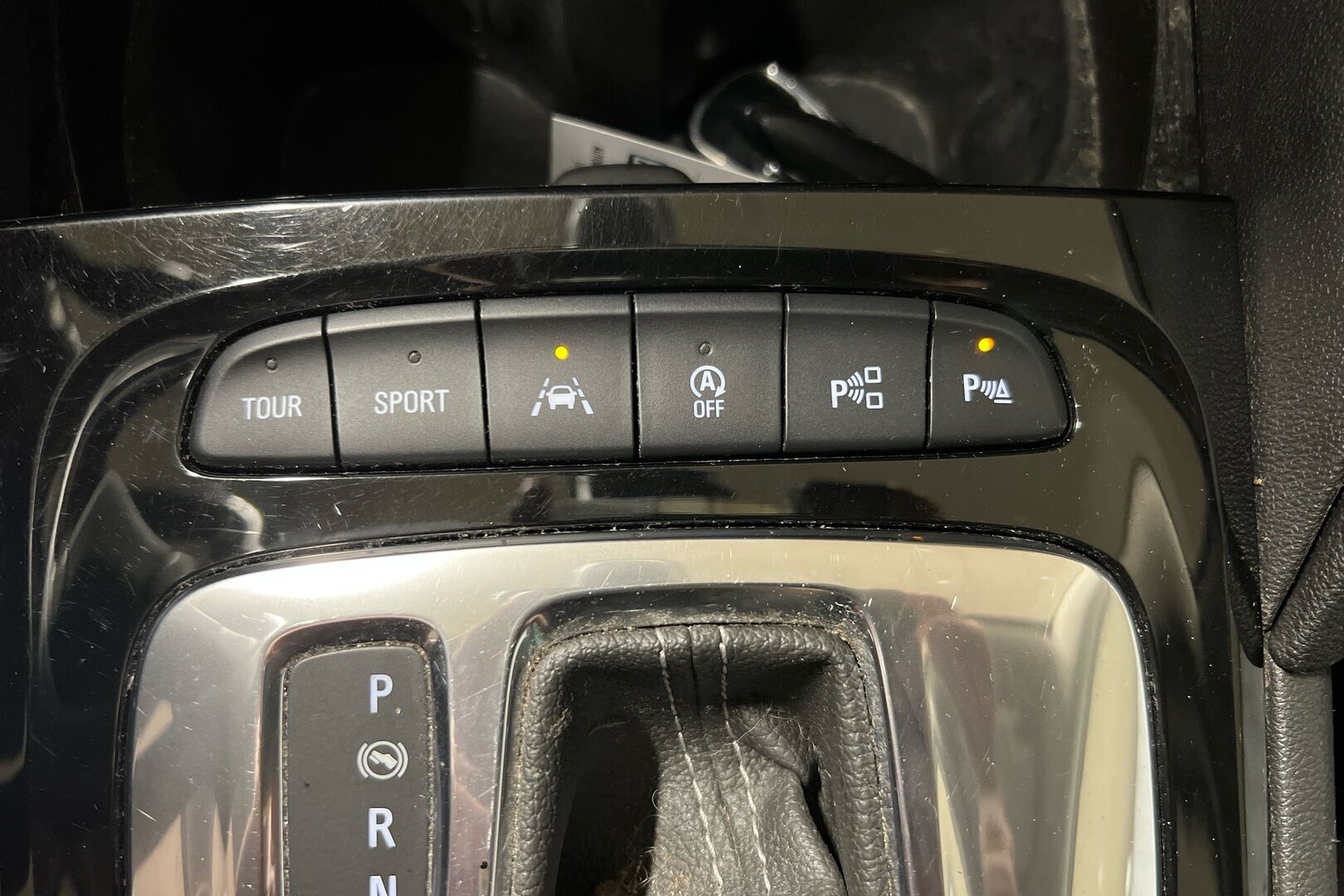 Opel Insignia iso kuva 14