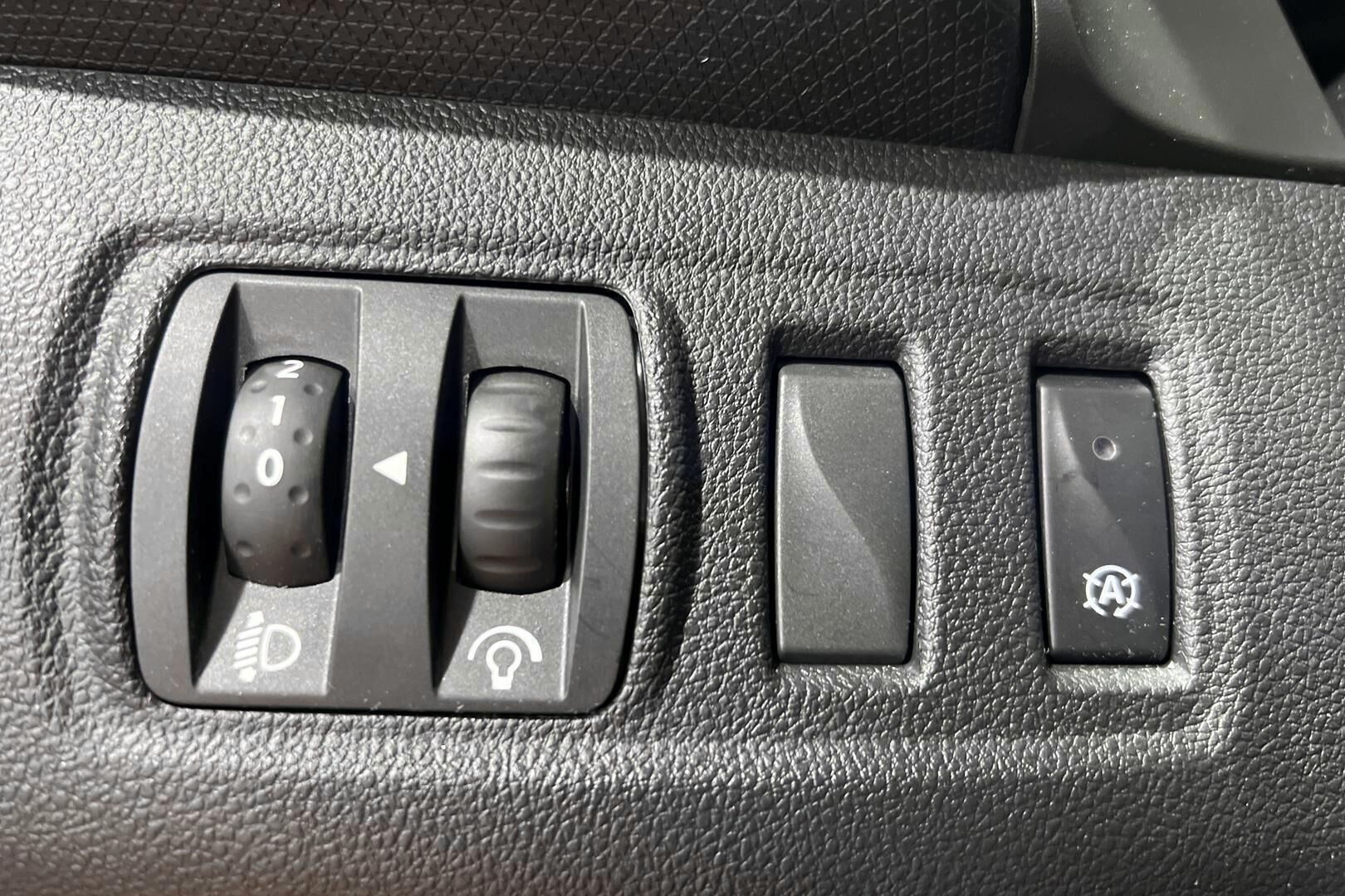 Renault Clio iso kuva 22
