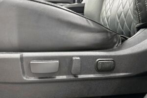 Mitsubishi Outlander PHEV esikatselu 21