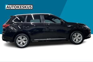 Mitsubishi Outlander PHEV esikatselu 4