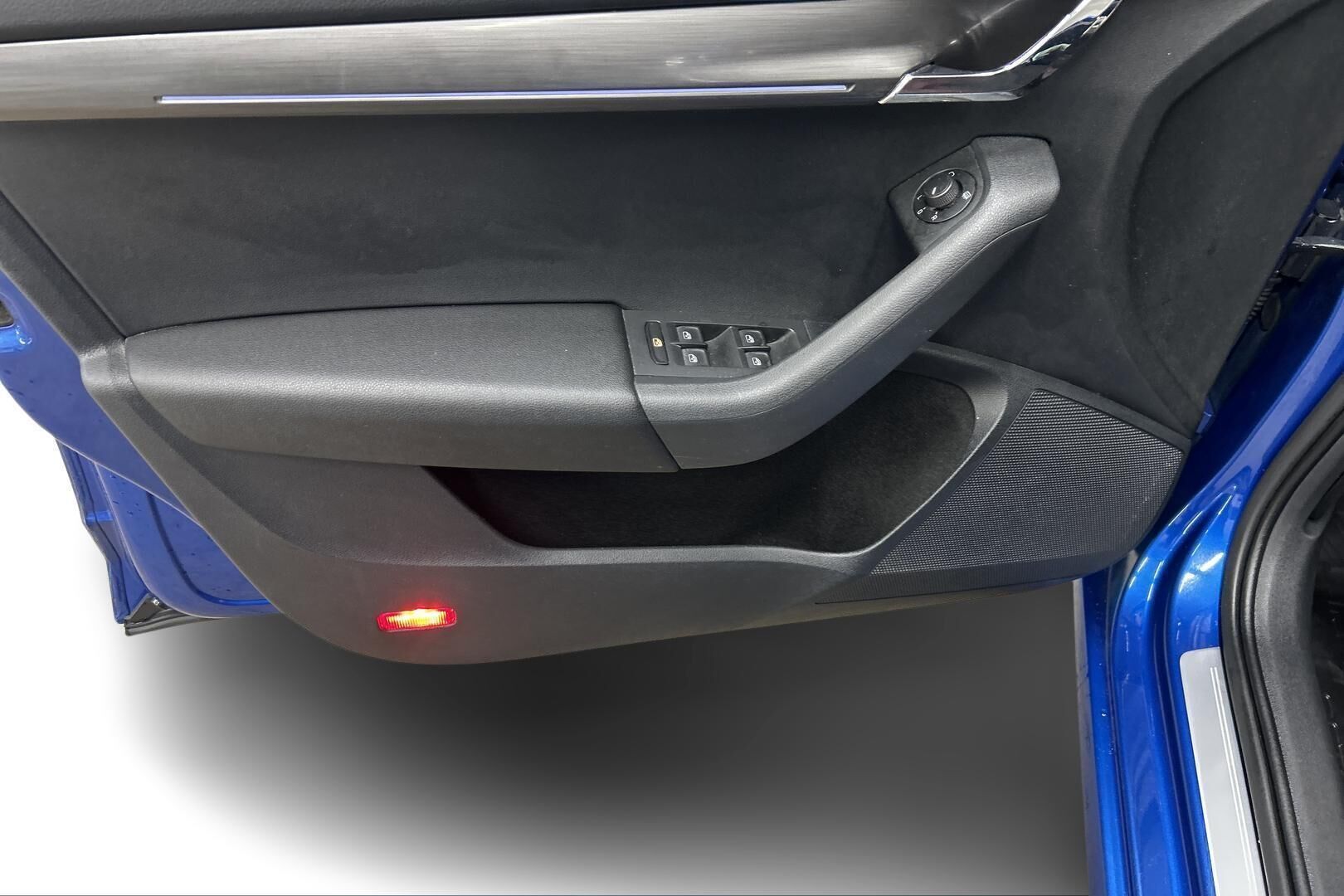 Skoda Octavia iso kuva 16