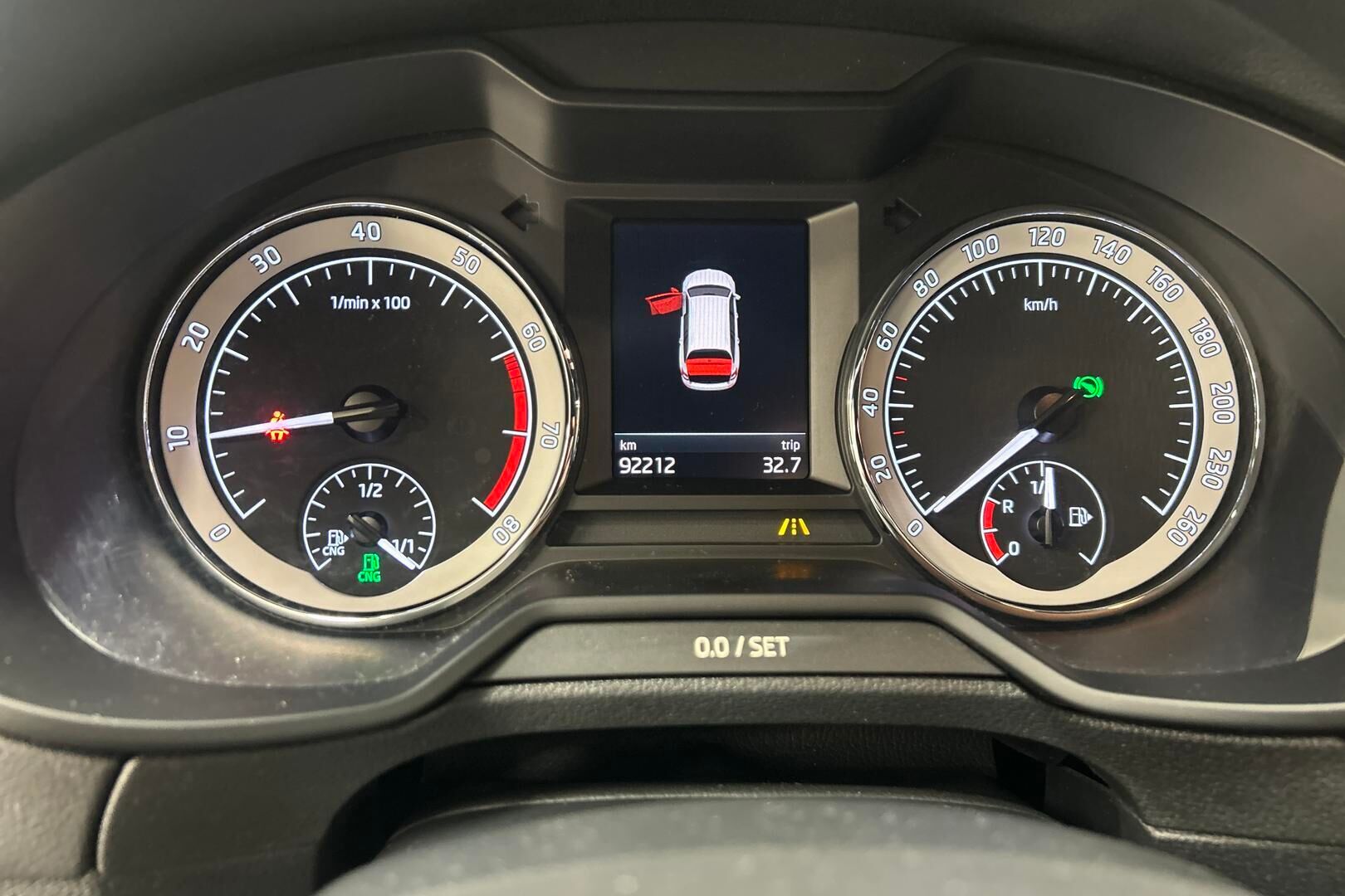 Skoda Octavia iso kuva 17