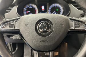 Skoda Octavia esikatselu 18