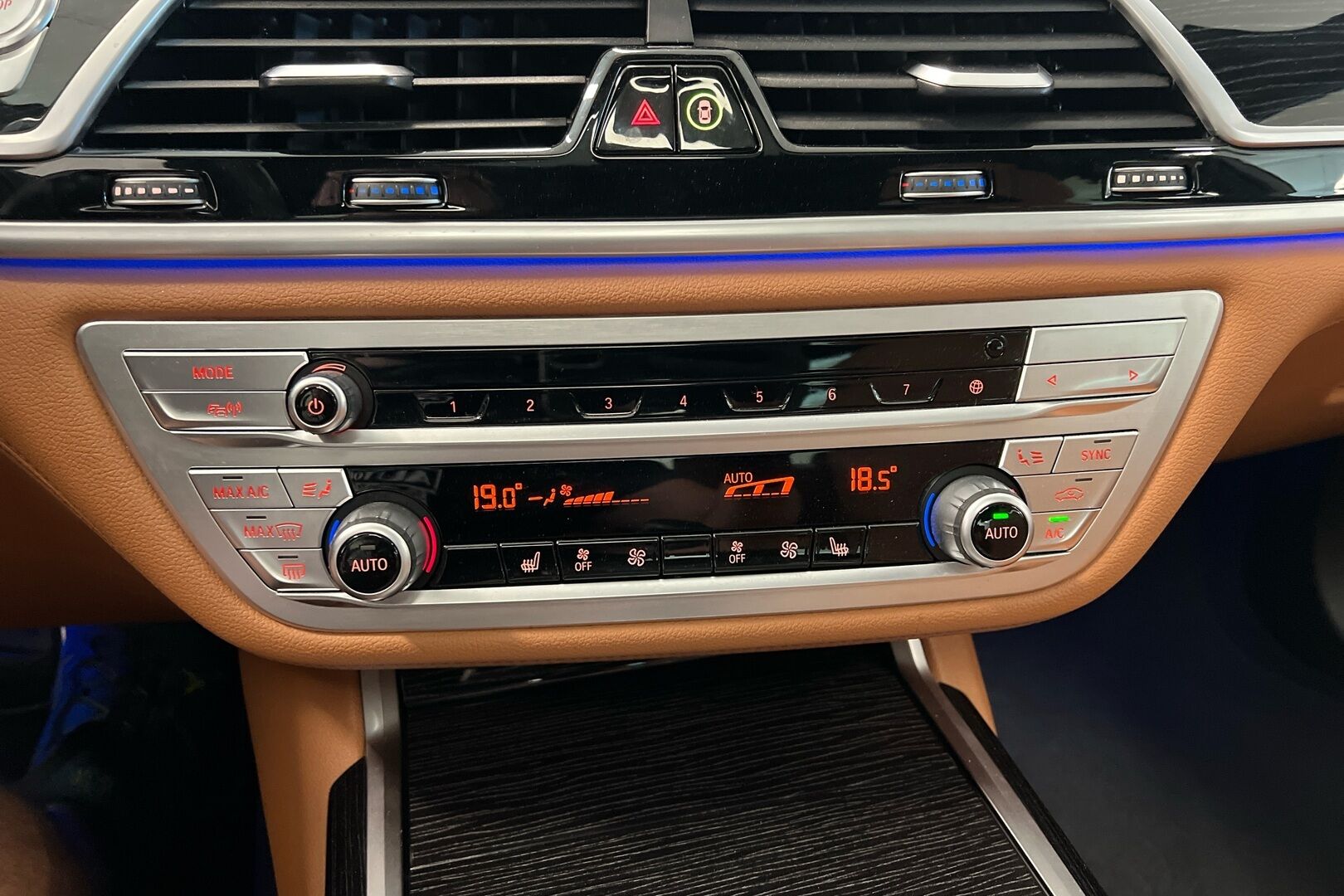BMW 7-sarja iso kuva 13