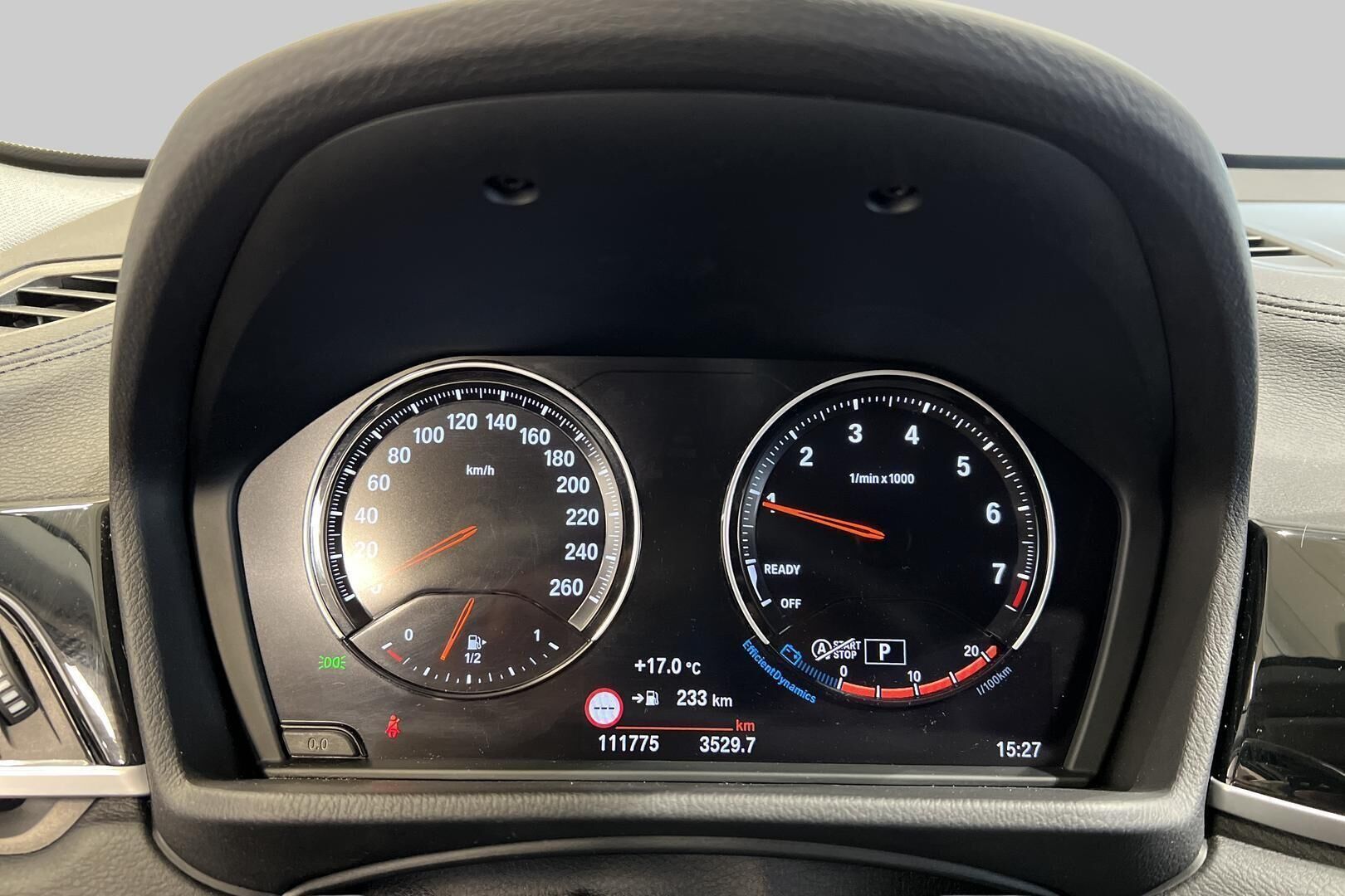 BMW X1 iso kuva 15