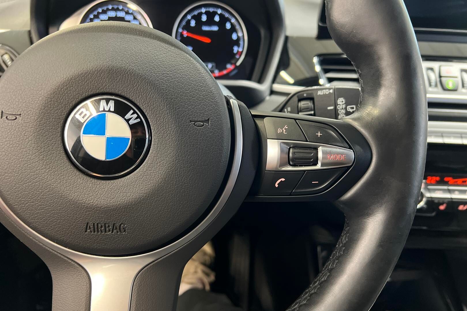 BMW X1 iso kuva 23