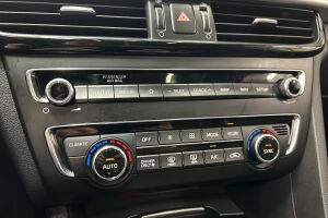 Kia Optima esikatselu 25