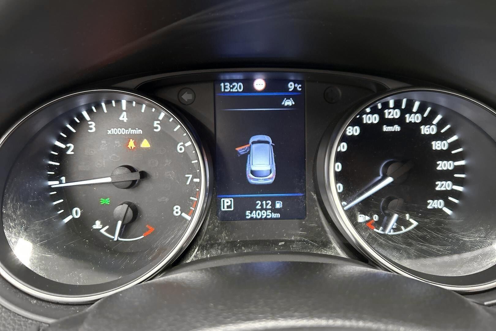 Nissan Qashqai iso kuva 17