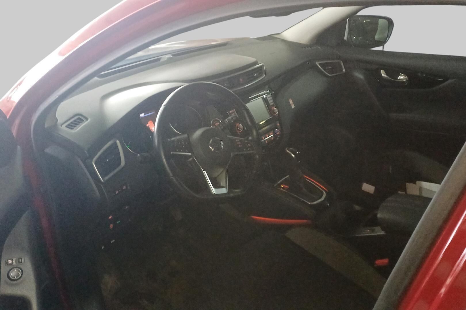 Nissan Qashqai iso kuva 2