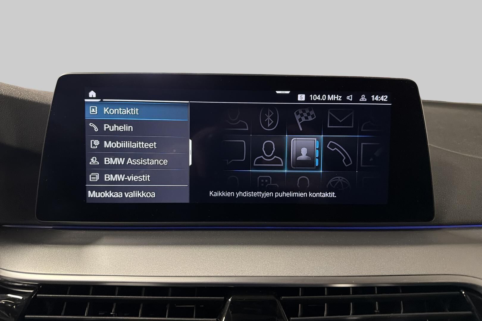 BMW 5-sarja iso kuva 24
