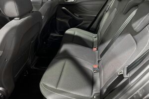 Ford Focus esikatselu 10