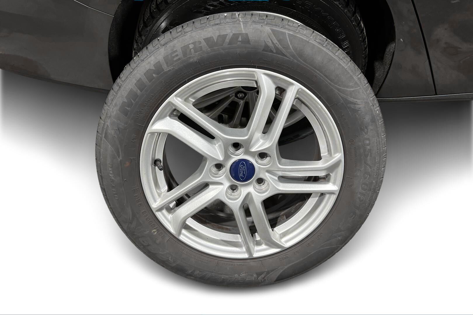 Ford Focus iso kuva 20