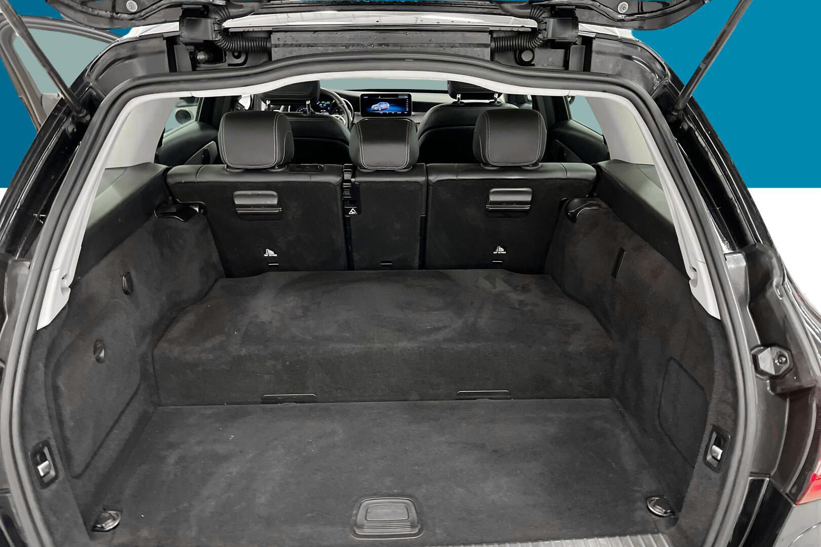 Mercedes-Benz C iso kuva 9