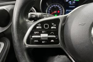 Mercedes-Benz C esikatselu 14