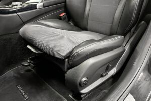 Mercedes-Benz C esikatselu 17